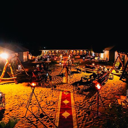 Готель Sanmao Royal Camp 皇家营地 Мерзуга Екстер'єр фото